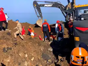 Heyelan Kurbanları İçin Arama Kurtarma Çalışmaları Devam Ediyor