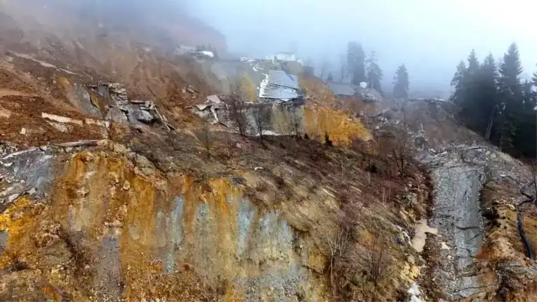 Artvin Murgul'da Heyelan: Köylüler Canlarını Kurtardı